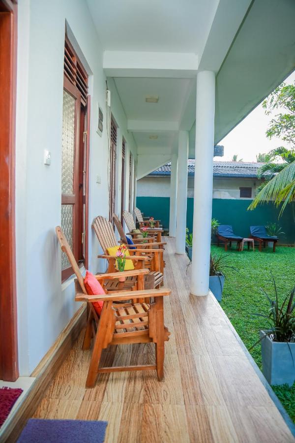 Hasaranga Holiday House Hikkaduwa Eksteriør bilde