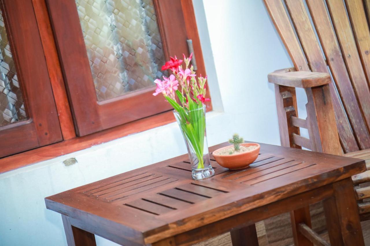 Hasaranga Holiday House Hikkaduwa Eksteriør bilde