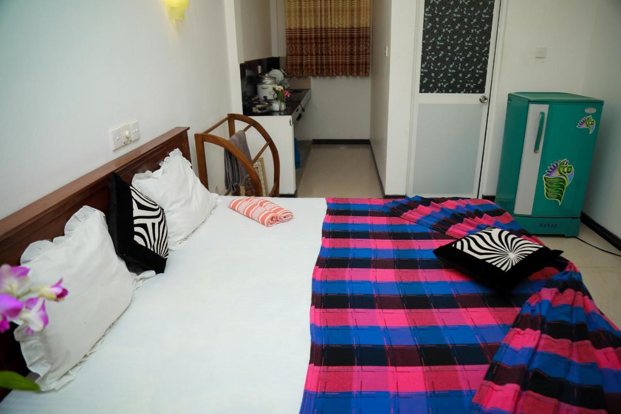 Hasaranga Holiday House Hikkaduwa Eksteriør bilde