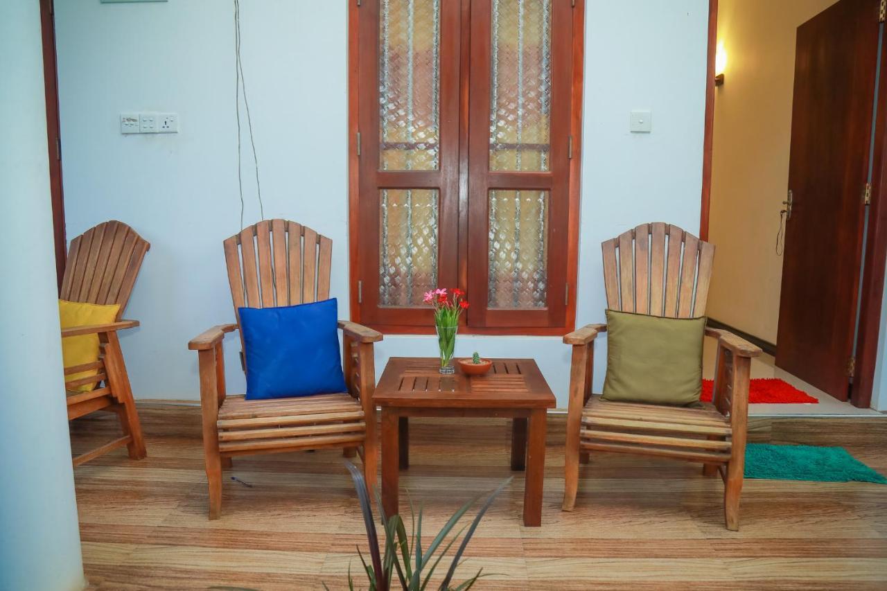 Hasaranga Holiday House Hikkaduwa Eksteriør bilde